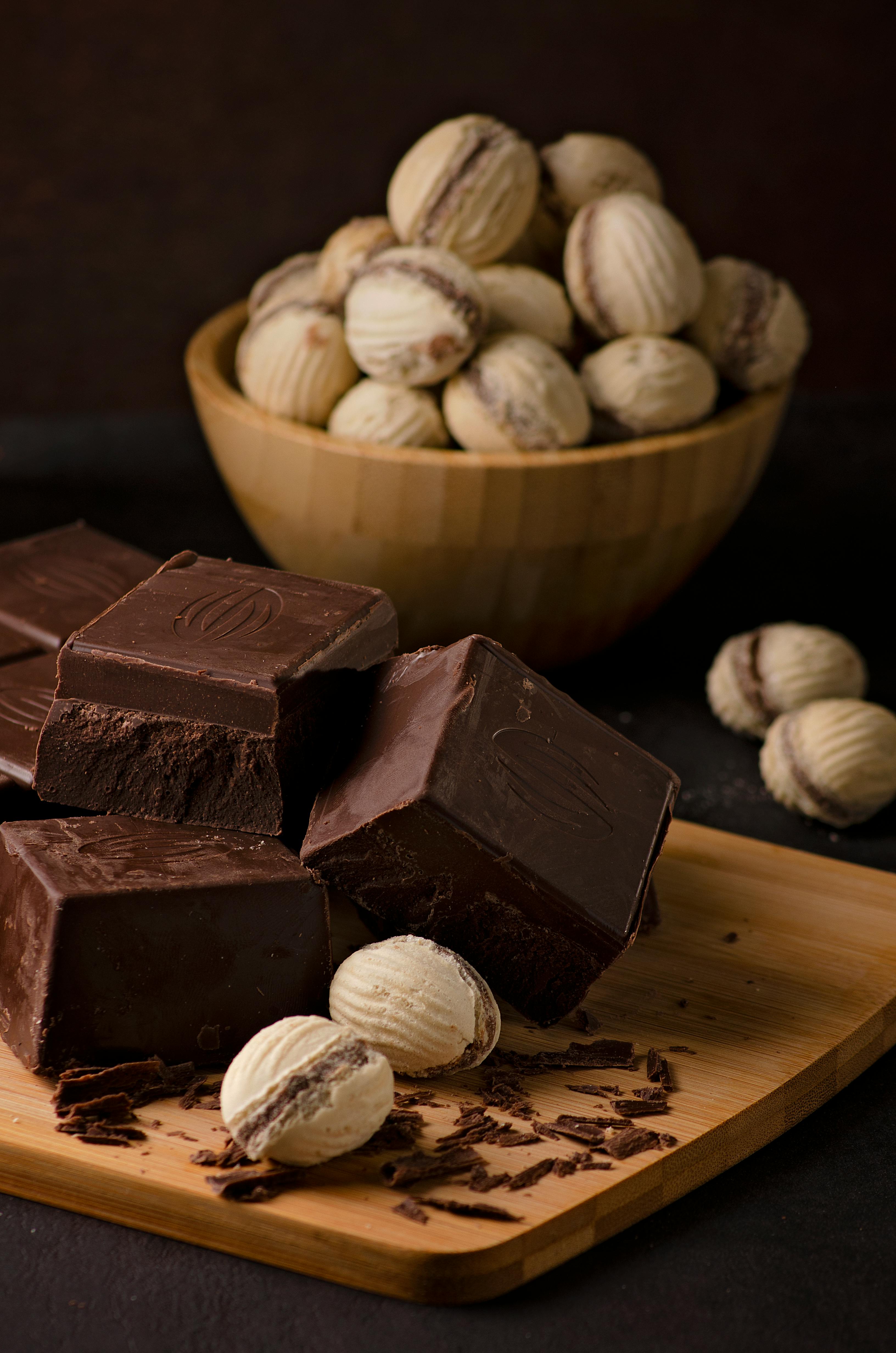 Rich chocolate made from high-cocoa content beans