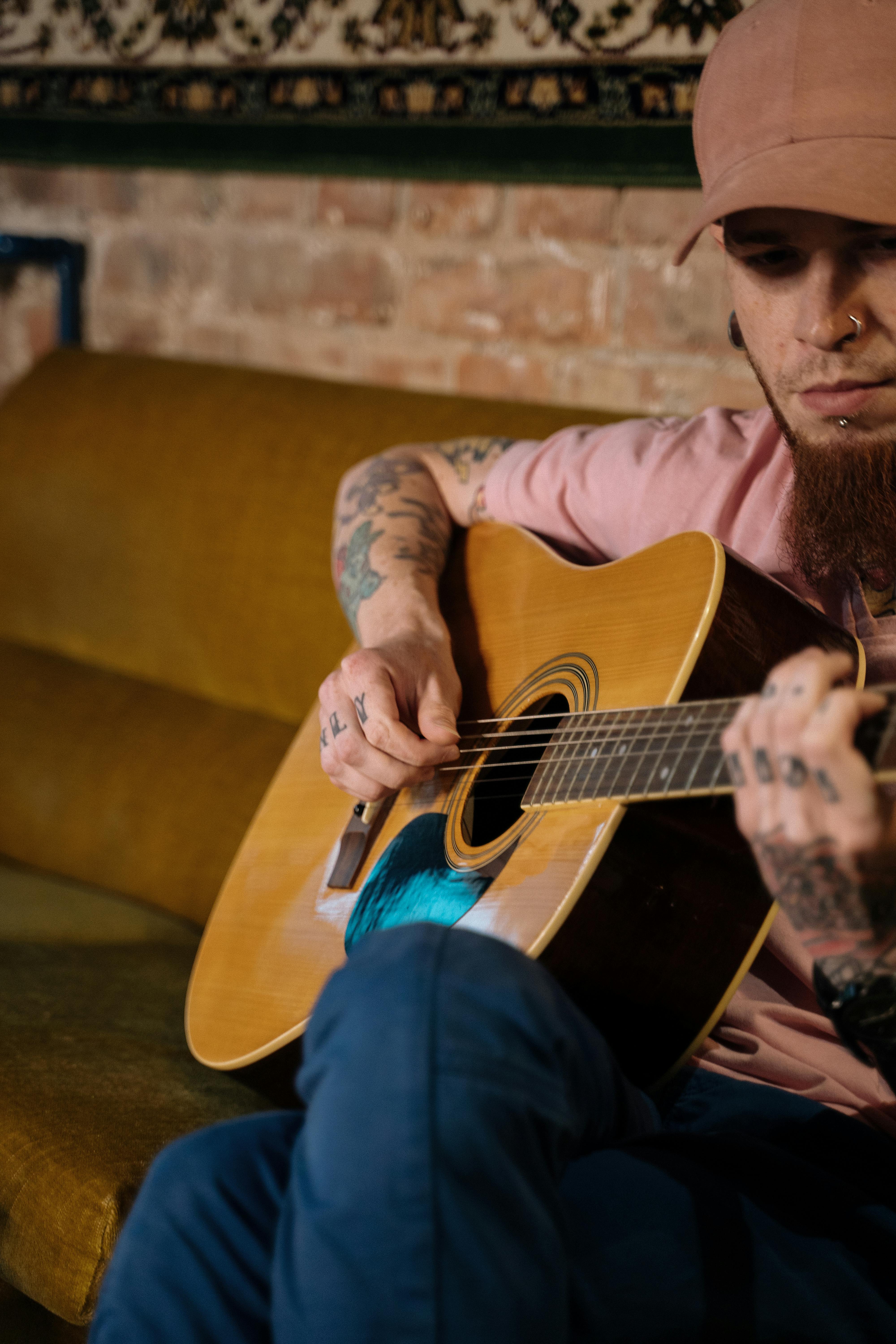 Acoustic guitarist performing live at Savanna's Coffee House